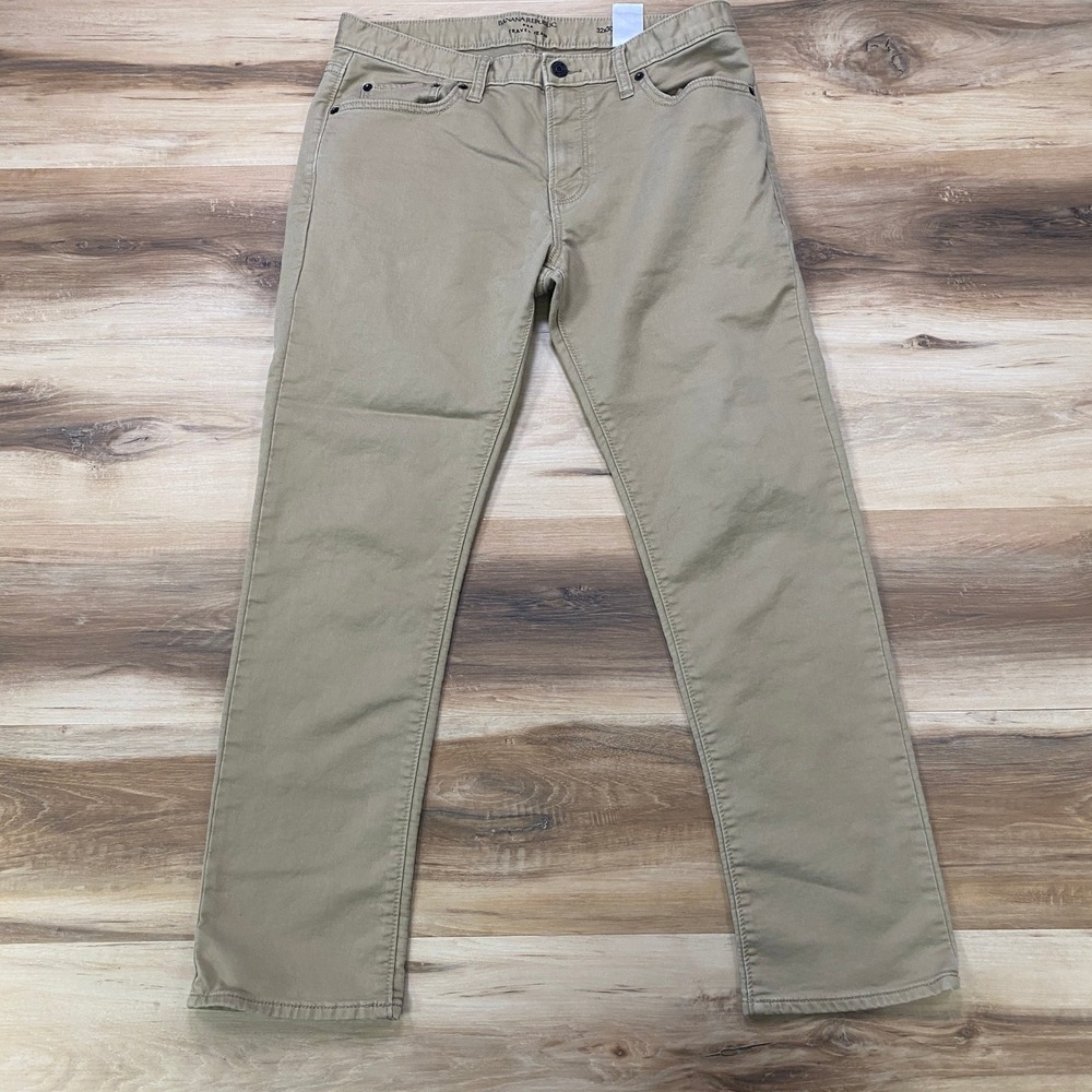 Banana Republic Men's Travel Jean Khaki Chinos - Light Tan